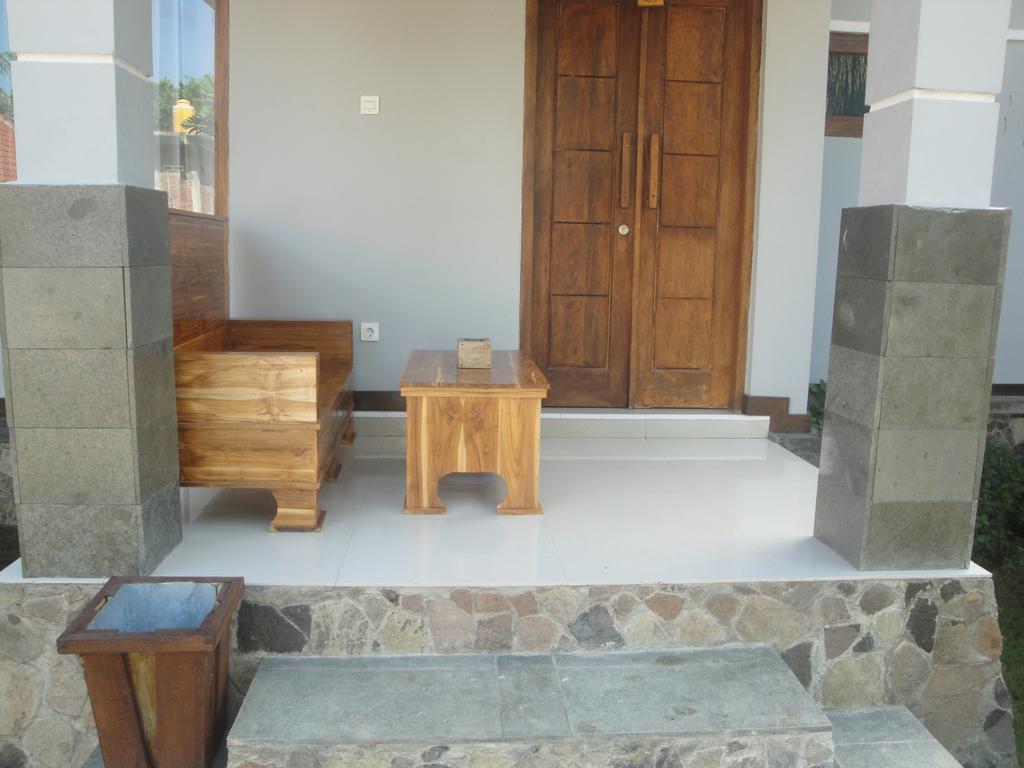 Tri Putri Homestay Kuta  Экстерьер фото
