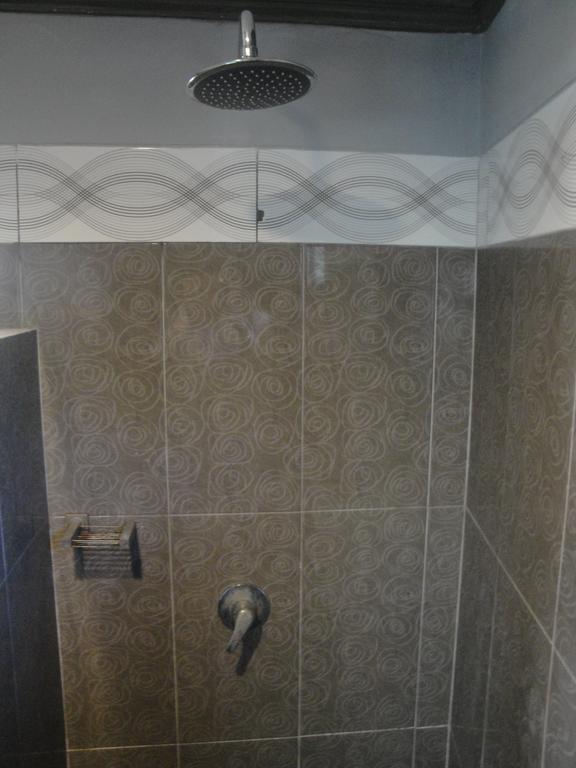 Tri Putri Homestay Kuta  Экстерьер фото