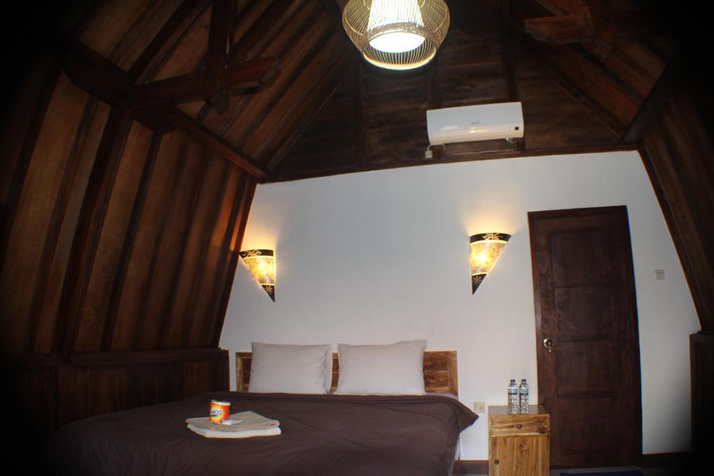 Tri Putri Homestay Kuta  Экстерьер фото