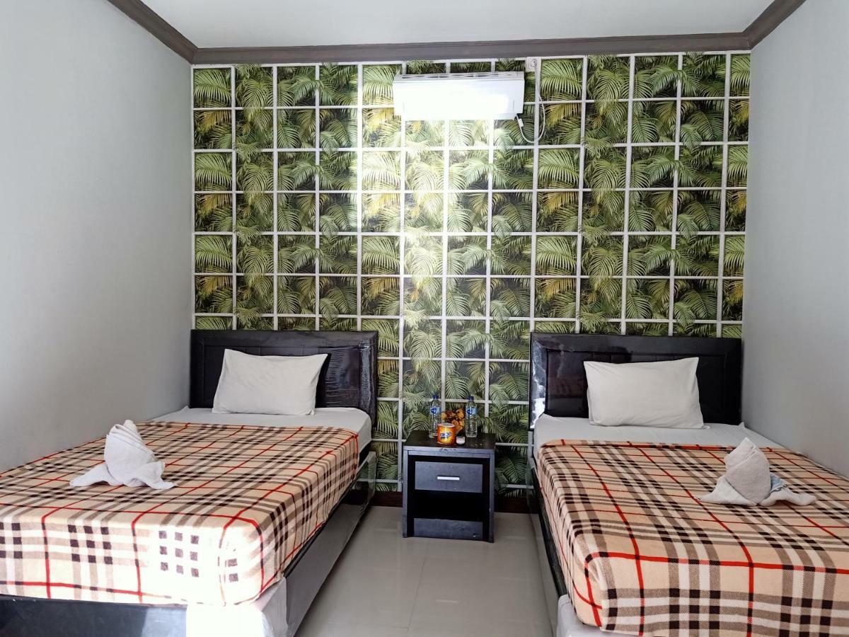 Tri Putri Homestay Kuta  Экстерьер фото